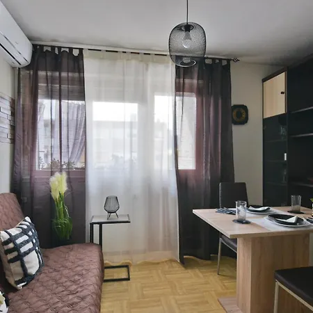 Parkview With Balcony Split