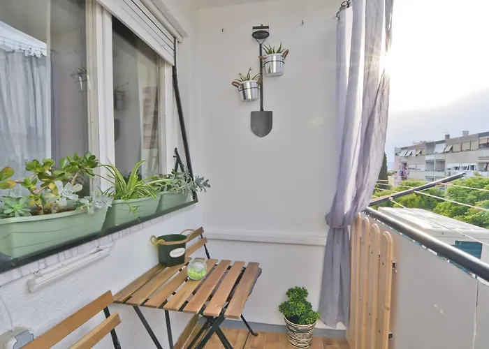 Parkview With Balcony 公寓