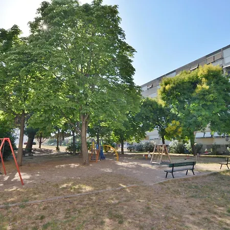Parkview With Balcony Apartman *